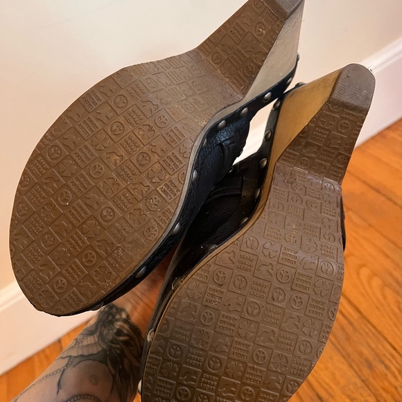 LUCKY BRAND leather studded black mid heel mule clogs. - Picture 4 of 5